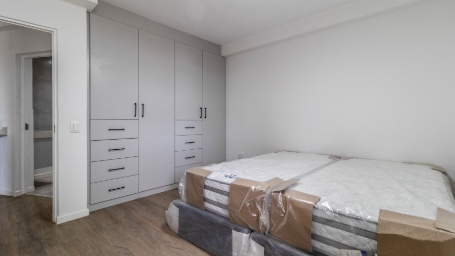 2 Bedroom Property for Sale in Claremont Western Cape